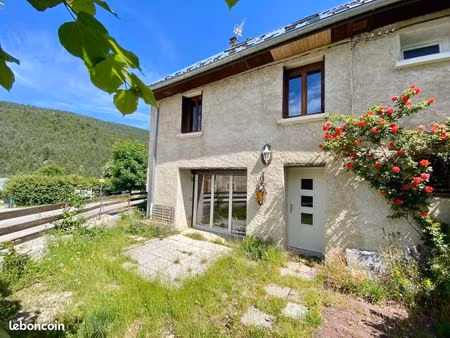 maison 5 pièces 165 m²