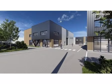 local 963 m² cesson-sévigné