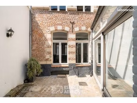 propriété 7 pièces 154 m²