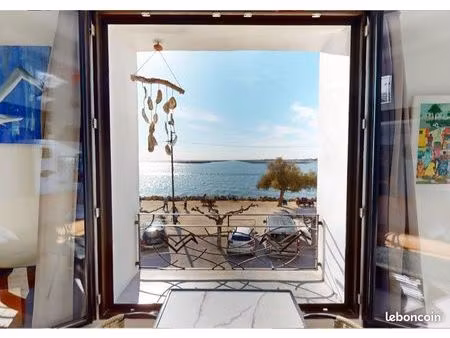 bouzigues appartement première ligne vue panoramique sur l étang de thau