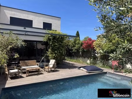villa 4 pièces 116 m²