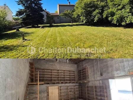 terrain 810 m² balbigny