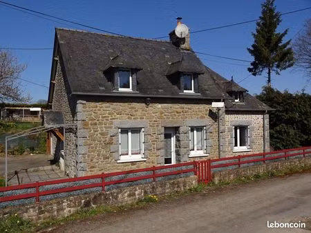 location maison en pierre