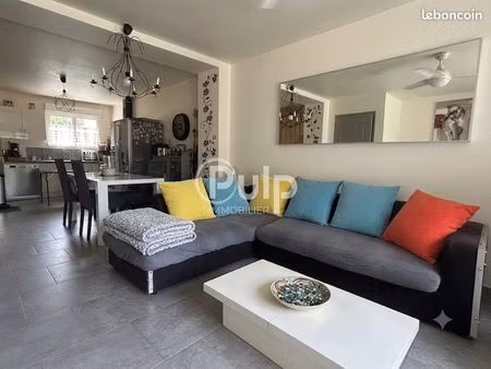 maison 6 pièces 95 m²