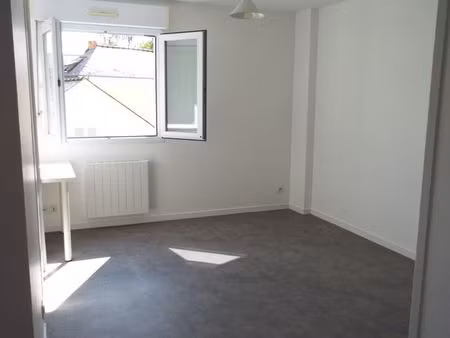 loue studio 20 m2 angers à 50 mètres de l’uco