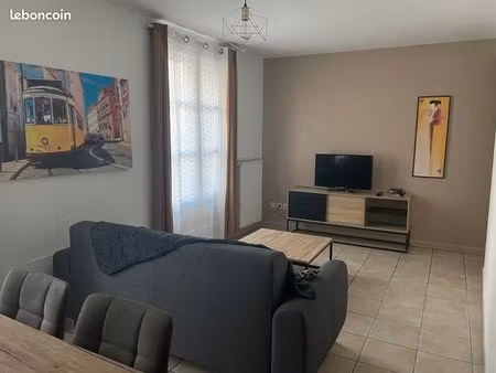 appartement meublé t3 + place de parking couverte