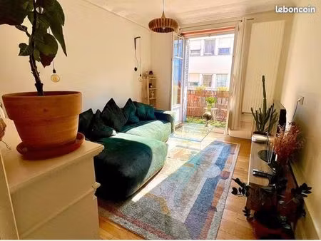 t3 meublé tout équipé de 75 m² avec garage fermé et cave – secteur boulevard foch