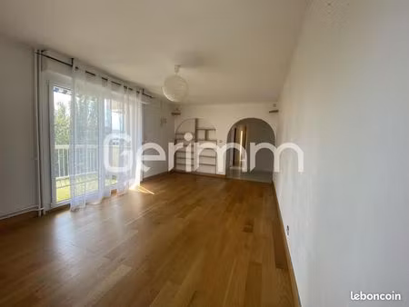appartement 5 pièces 99 m²