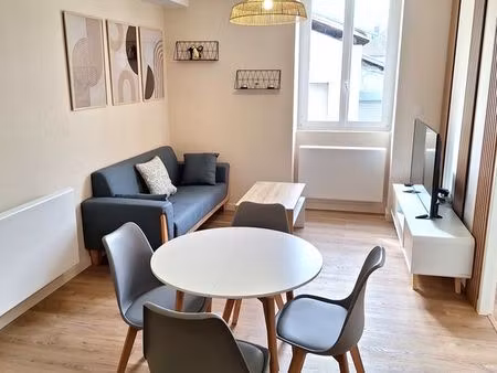 appartement t3 entièrement rénové avec parking