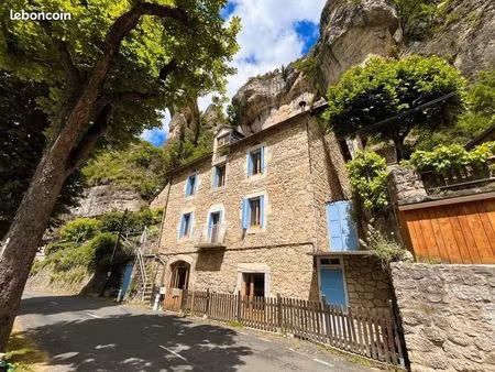 maison 6 pièces 160 m²