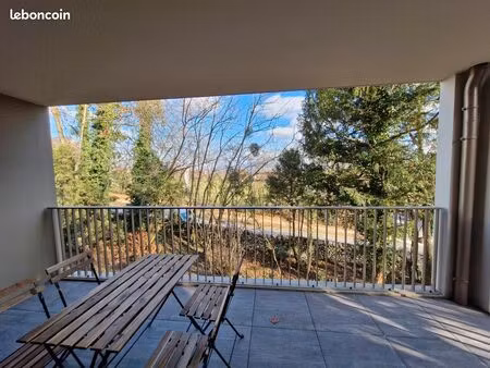 t3 meublé avec terrasse privative et parc - claix