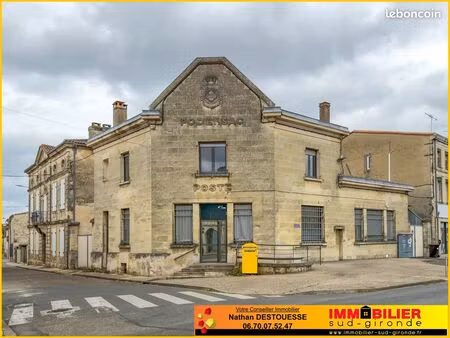 immeuble 11 pièces 263 m²