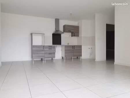 appartement 3 pièces 64 m²