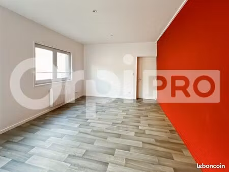 bureaux 47 m²
