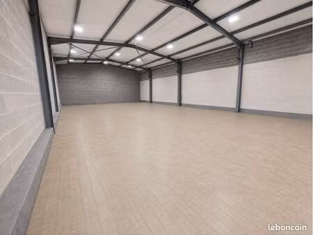 entrepot-local d’activité 276m2
