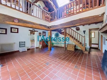 longère 5 pièces 142 m²