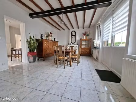 maison 5 pièces 98 m²