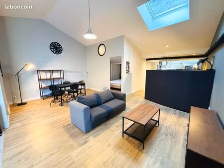 loft meublé - centre ville cholet