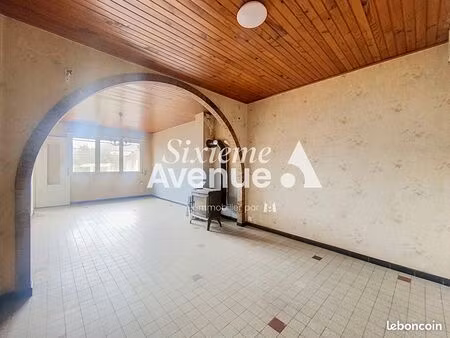 maison 5 pièces 84 m²
