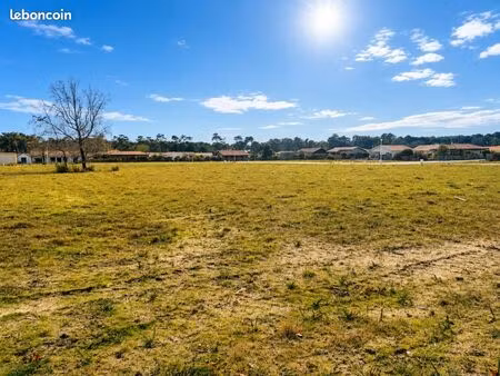 terrain 1 027 m² vensac