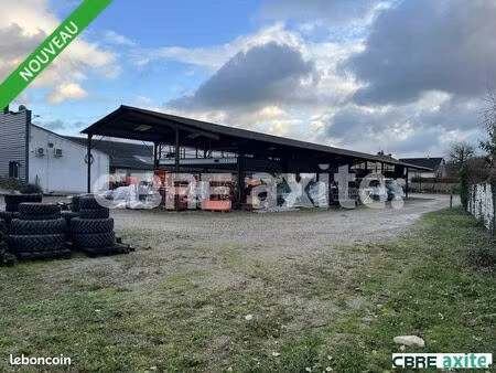local d'activite 435 m² nivolas-vermelle