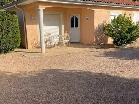 maison 120 m² avec piscine  garage et dépendance