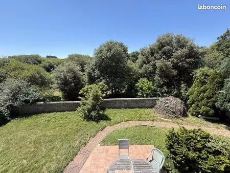 maison 6 pièces 158 m²