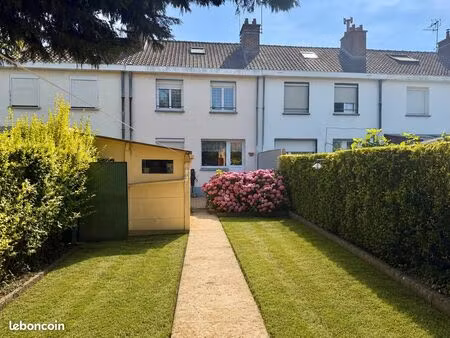 maison 4 pièces 80 m²