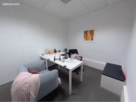 bureau privé fermé à reprendre – centre regus reims clairmarais – dispo immédiatement