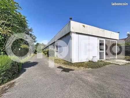 bureau 361 m²