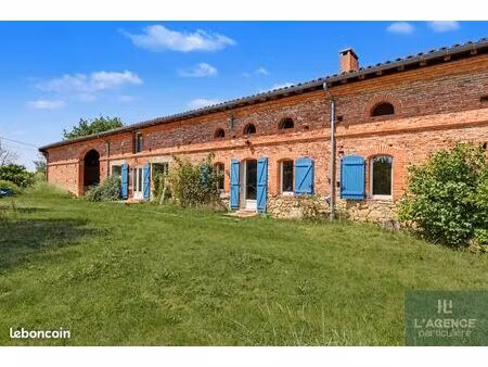 maison 8 pièces 480 m²