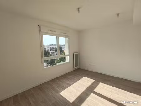 studio 1 pièce 22 m²