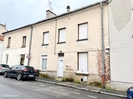 bureaux 186 m²