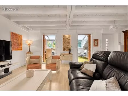 a vendre / t4 en duplex de 130m2 habitables traversant + grande véranda plein sud sans vis