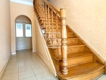 maison 17 pièces 284 m²