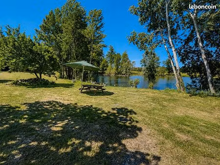 propriété 7 pièces 230 m²