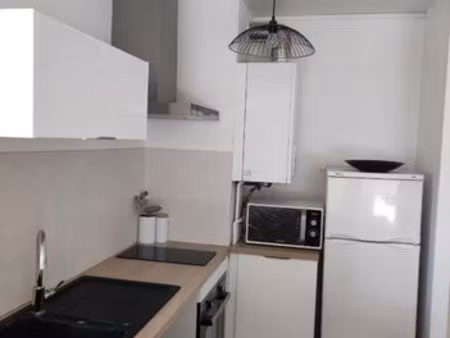 location studio 27 m2 + parking