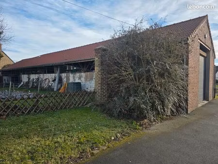 hangar 200 m2