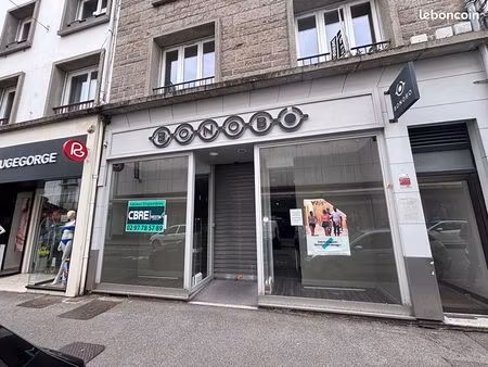 local commercial 138 m² lorient