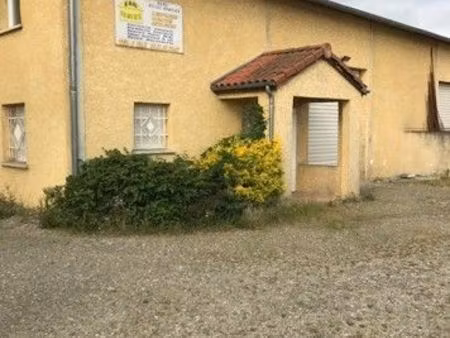 local bureau et depot a louer