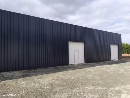 local d'activité et stockage 75m2  150m2  300m2