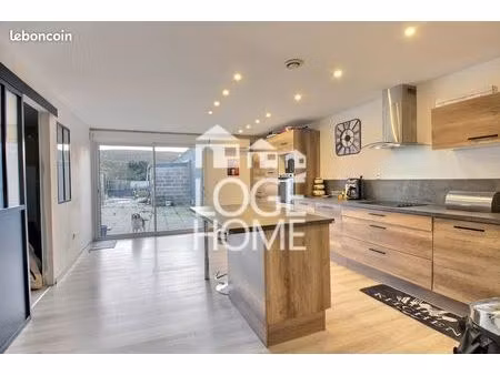 maison 4 pièces 128 m²