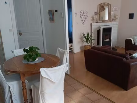 maison meublée avec terrain clos
