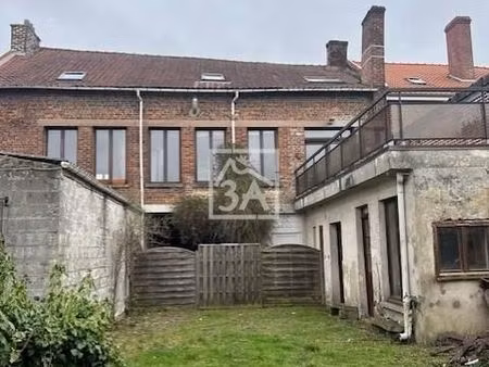 immeuble 14 pièces 320 m²