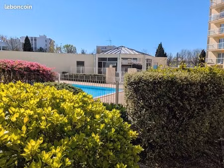 appartement t3 mérignac arlac rénové très lumineux avec piscine