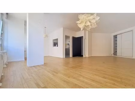 appartement à louer à rue melsens 13 bruxelles (vbe40340)