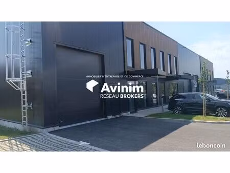 local 925 m² douai