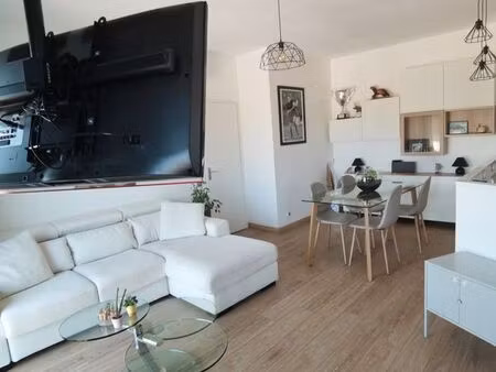 plein centre meublé 60m²