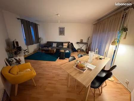 t3 70 m² minimes/chalet/concorde calme avec balcon