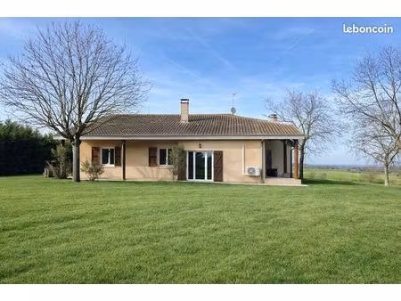 location maison entière 4 chambres  parc 8800m2  garage 60m2